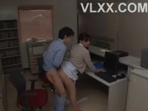 Bồ nhỏ đáng yêu tò mò chuyện người lớn nên gạ tình anh trai