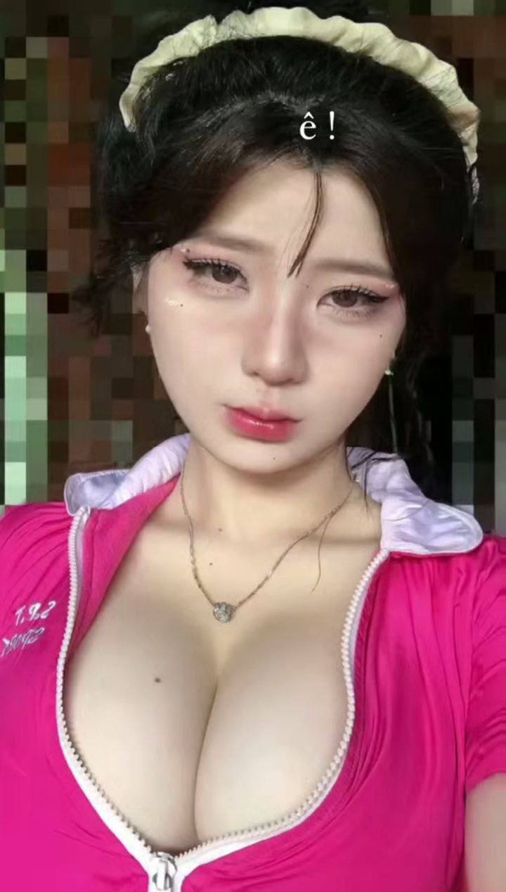 Có người tình ngon nhưng trym bị hỏng, thanh niên nhìn bạn học làm tình cô ấy